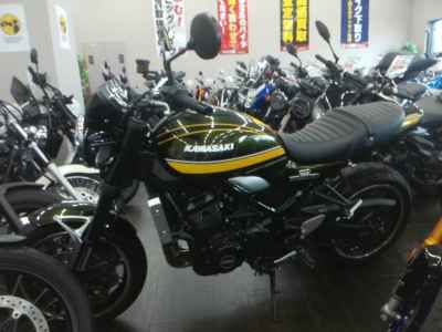Kawasaki Z900RS 2021