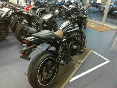 Kawasaki Z900RS Cafe 2021