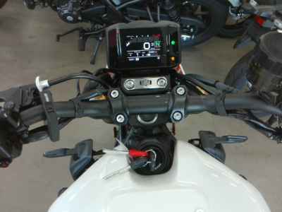 Yamaha XSR900 2024