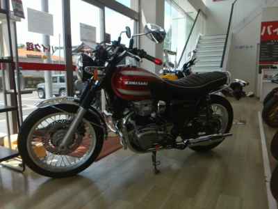 Kawasaki W800 2021