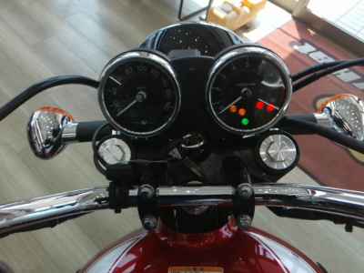 Kawasaki W800 2021