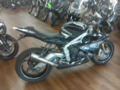 Triumph Daytona Moto2 765 2020