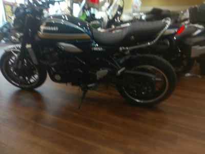 Kawasaki Z900RS 2021