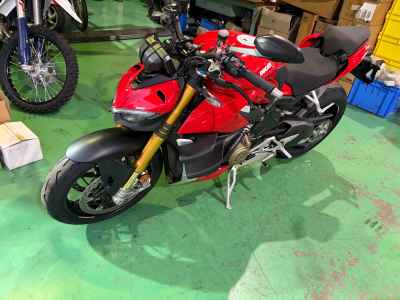 Ducati Streetfighter V4S 2021