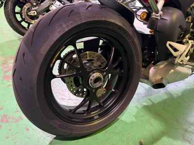 Ducati Streetfighter V4S 2021