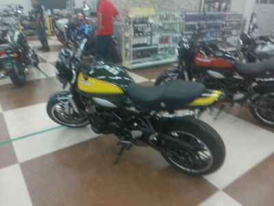 Kawasaki Z900RS 2023