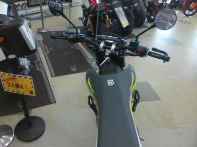 Husqvarna 701 Supermoto 2022