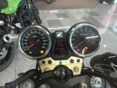 Honda CB1300SF 2023