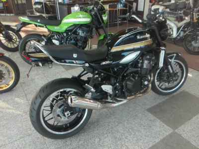 Kawasaki Z900RS 2023