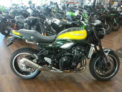 Kawasaki Z900RS 2024
