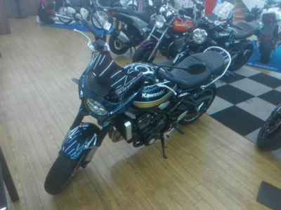 Kawasaki Z900RS 2022