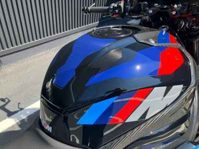 BMW M1000R 2024