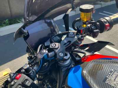BMW M1000R 2024