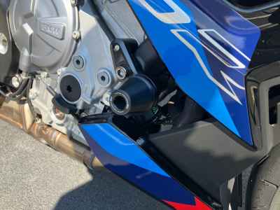 BMW M1000R 2024