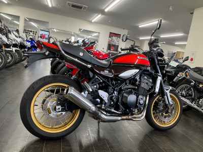 Kawasaki Z900RS 2022