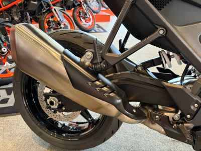 KTM 990 Duke 2024