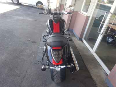 Suzuki Boulevard M109R 2013