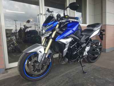Suzuki GSR750 2014