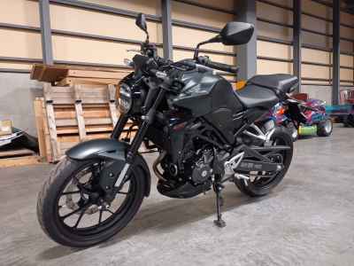 Honda CB250R