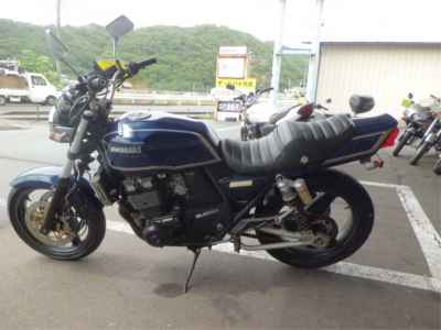 Kawasaki ZRX400