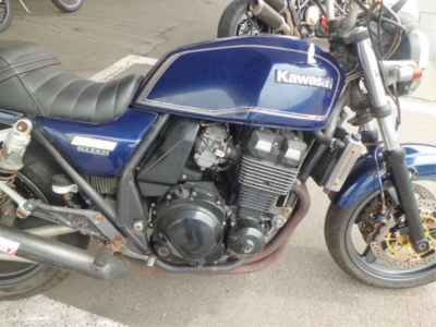 Kawasaki ZRX400
