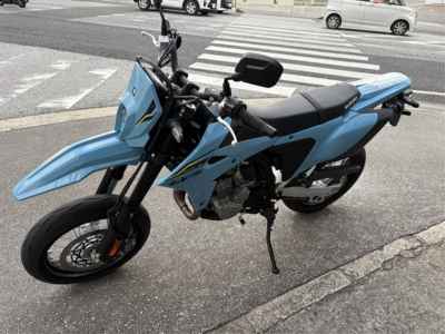 Suzuki DR-Z4SM 2025