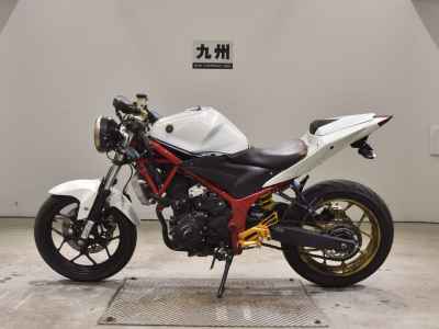 Yamaha YZF-R25 2017