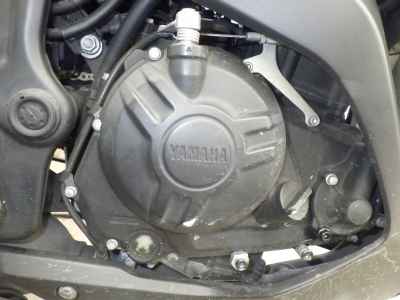 Yamaha YZF-R25 2015