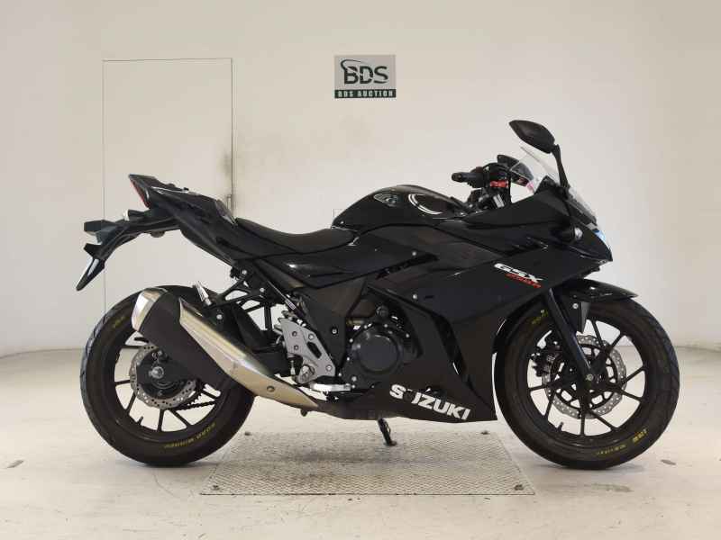 Suzuki GSX250R