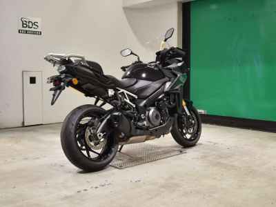 Suzuki GSX-S1000GX 2025