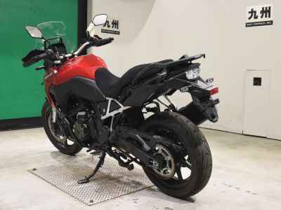 Suzuki V-Strom 800 2025