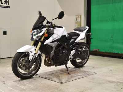 Suzuki GSR750 2013