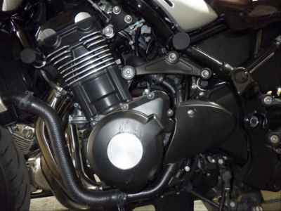 Kawasaki Z900RS 2025