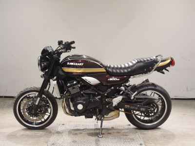 Kawasaki Z900RS 2025