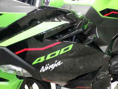 Kawasaki Ninja 400 2021