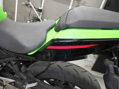 Kawasaki Ninja 400 2021