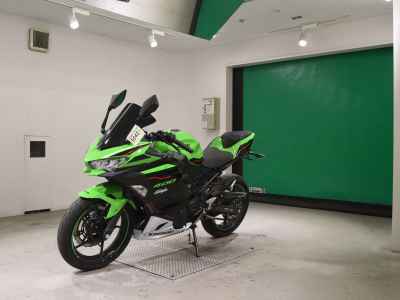 Kawasaki Ninja 400 2021