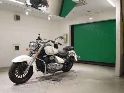Suzuki Intruder 400 Classic 2012