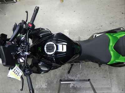Kawasaki Z400 2022
