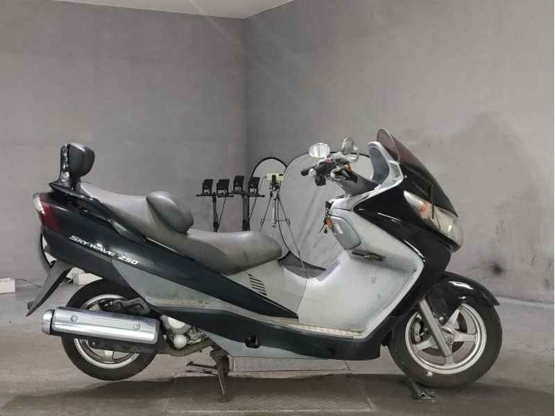 Suzuki Skywave 250