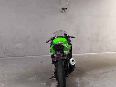 Kawasaki Ninja 400 2018