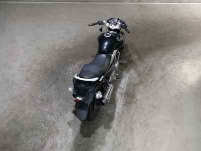 Suzuki GSR250