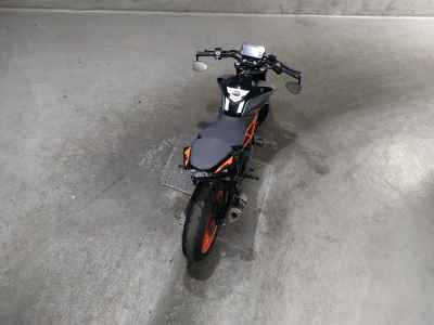 KTM 390 Duke 2025