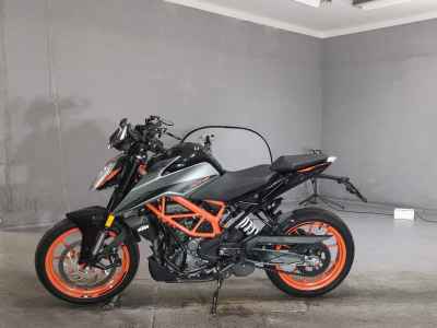 KTM 390 Duke 2021