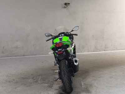 Kawasaki Ninja 250 2013