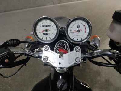 Yamaha SR400 2012