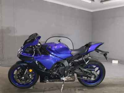 Yamaha YZF-R1 2023