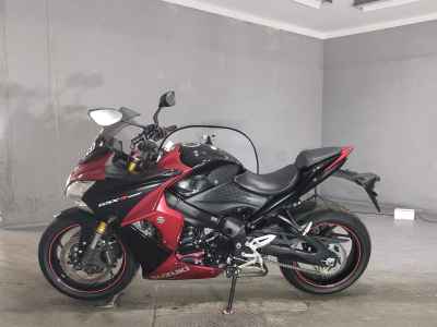 Suzuki GSX-S1000F 2016