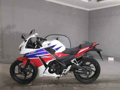 Honda CBR250R 2015
