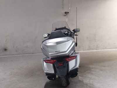 Honda GL1800 Gold Wing Tour DCT 2025